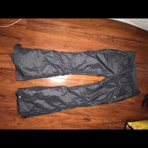 Roxy snow pants size small
